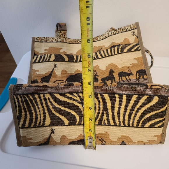 EUC Jade African Safari Tapestry Tote with Coin Purse - Picture 16 of 16